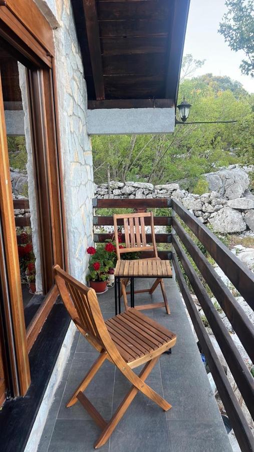 House On The Hill Villa Cetinje Eksteriør billede